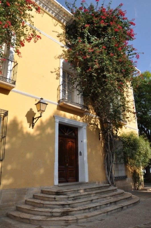 Plaza de las Américas and Casa Amarilla, Alhama de Murcia