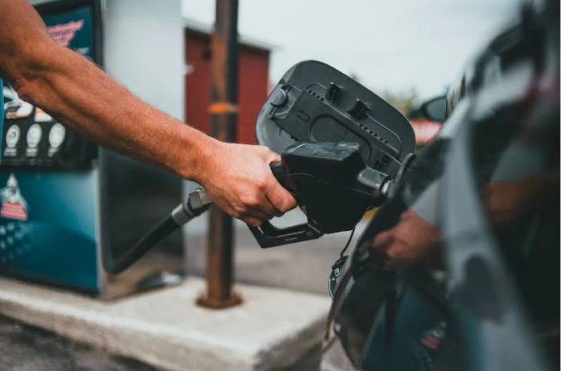 Fuel prices in Spain creep up again just in time for the weekend
