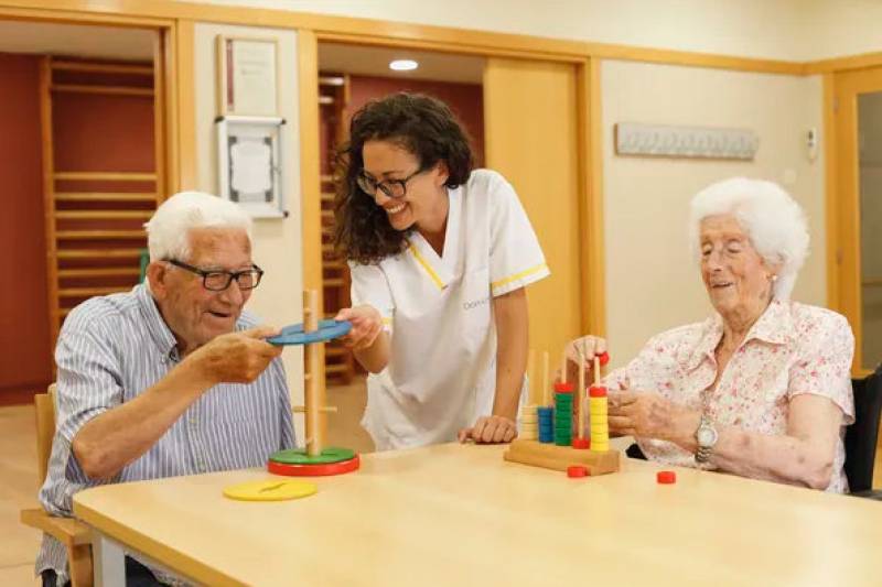 Temporary respite breaks offer elderly residents professional and personal support at DomusVi Ciudad de Murcia