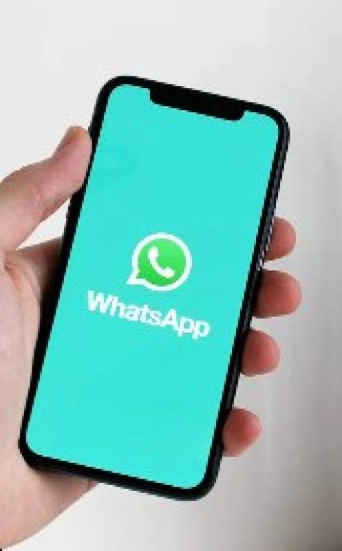 Use Google Maps and WhatsApp to spot traffic checks and share your location, from anywhere in Spain