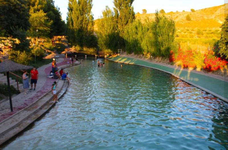 Lorca students restore historic washhouse at Coy river beach
